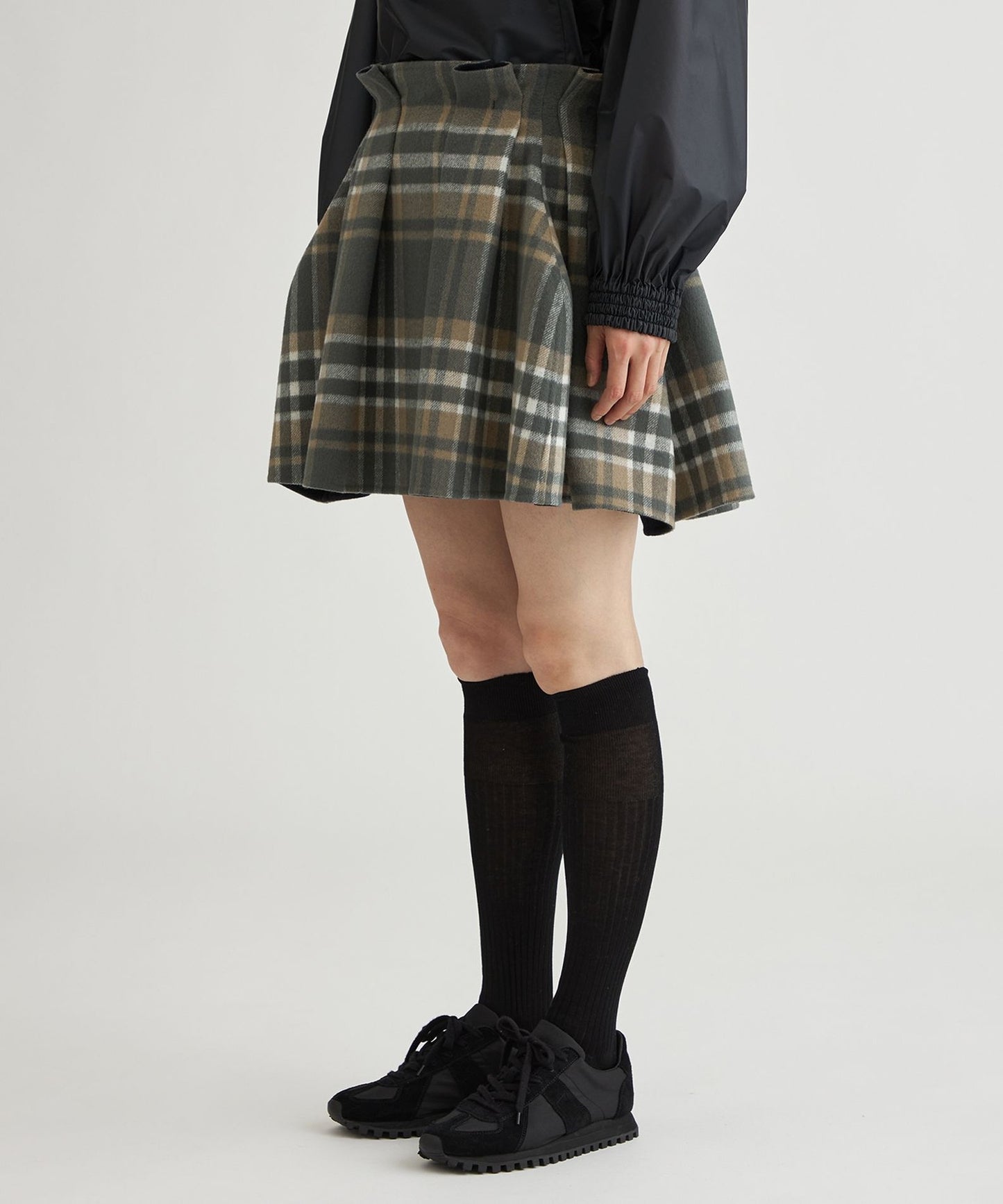 2342-Y7S1082948__L,48,
